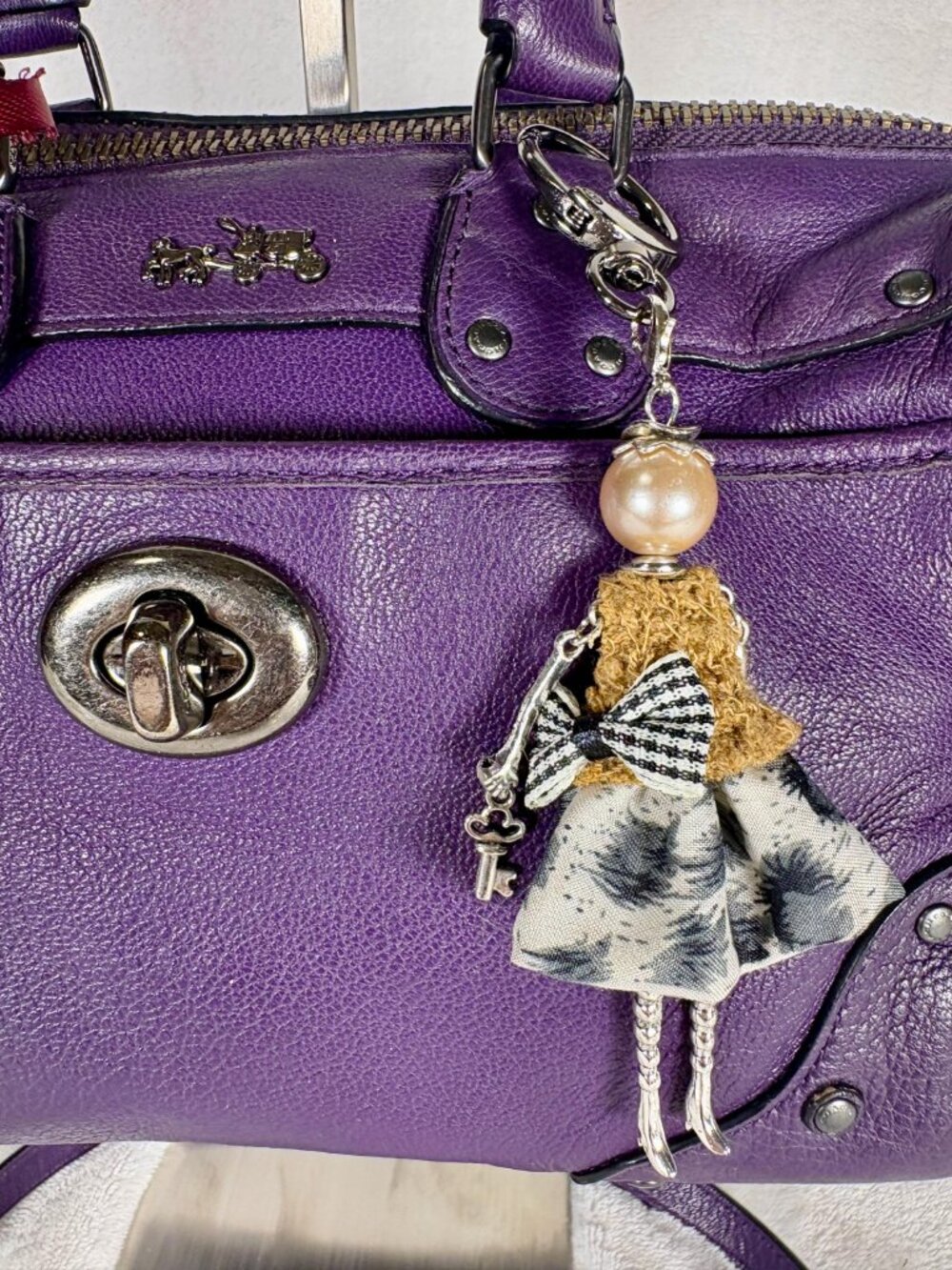 Coach Rhyder 24 Satchel in Deep Plum/Purple with Charm - Picture 3 of 15